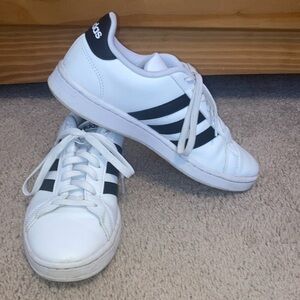 Adidas Grand Court Shoes